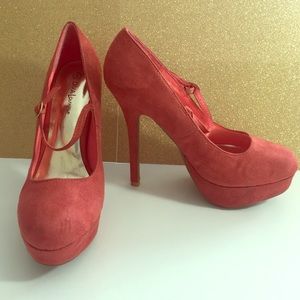 Never worn 😢 diva lounge heels