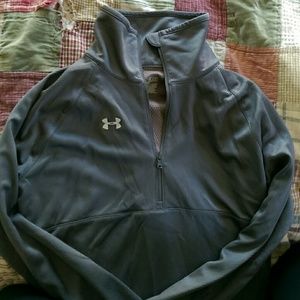 Under Armour all season quarter zip M