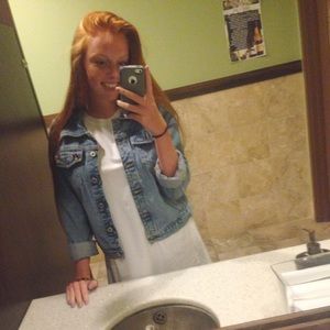 Meet your Posher, Carly
