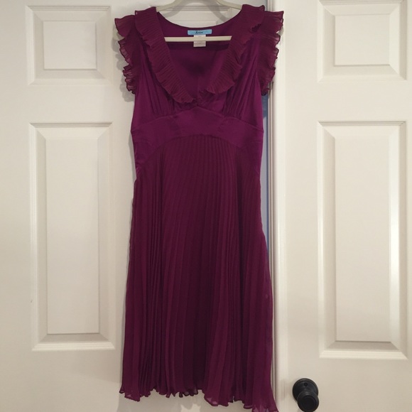 Like New Marciano medium pleated purple maroon