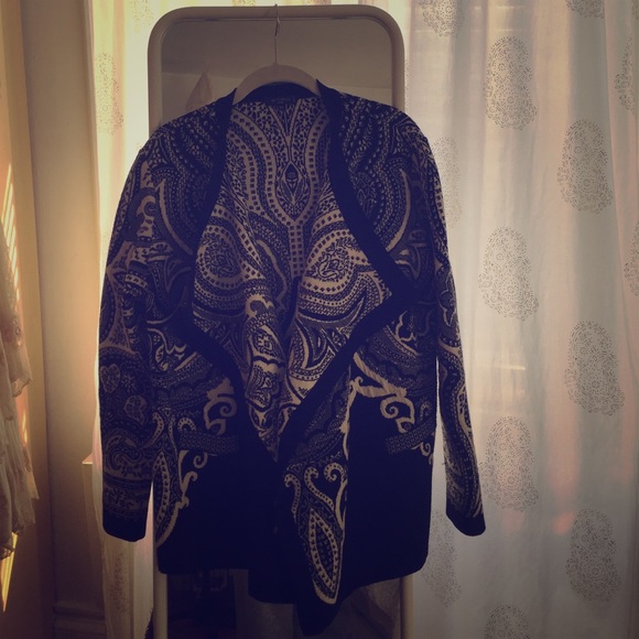 ETRO Milano Paisley Cardigan Sweater Black & White - Picture 1 of 3