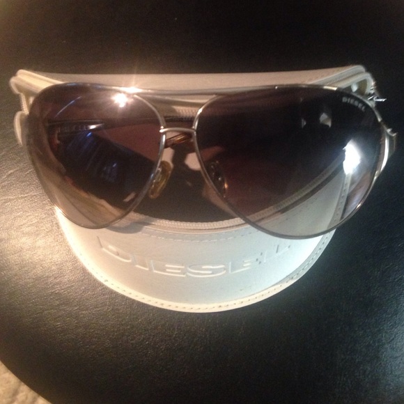 Diesel Aviator Sunglasses