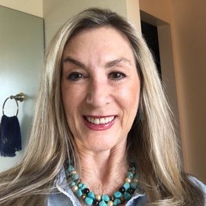 Meet your Posher, Lynn