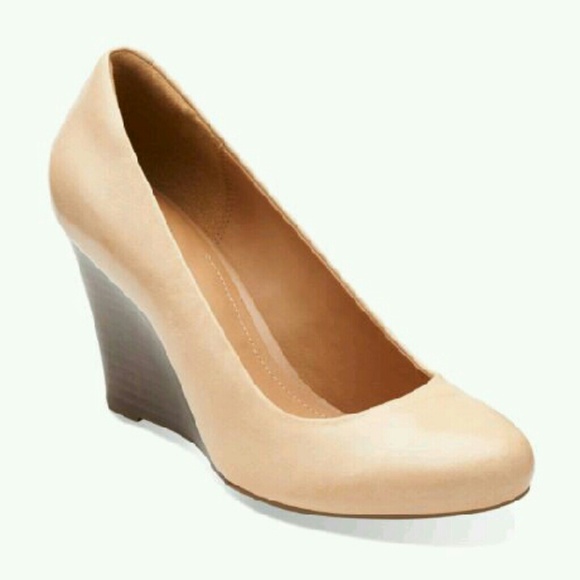 Clarks Purity Crystal Beige Leather Platform Heel