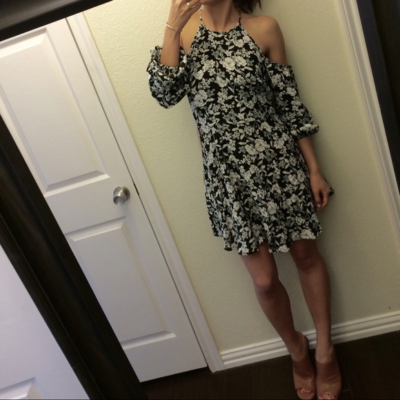 cold shoulder dress forever 21