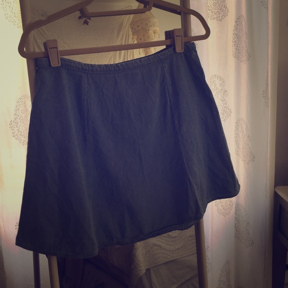 American Apparel Denim Mini Skirt - Picture 1 of 3