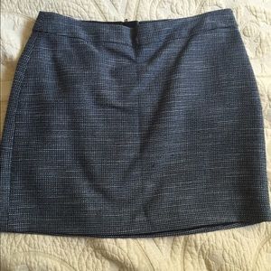 Gap Sz 2 navy blue skirt