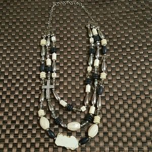 Beautiful Necklace!! Very Unique!