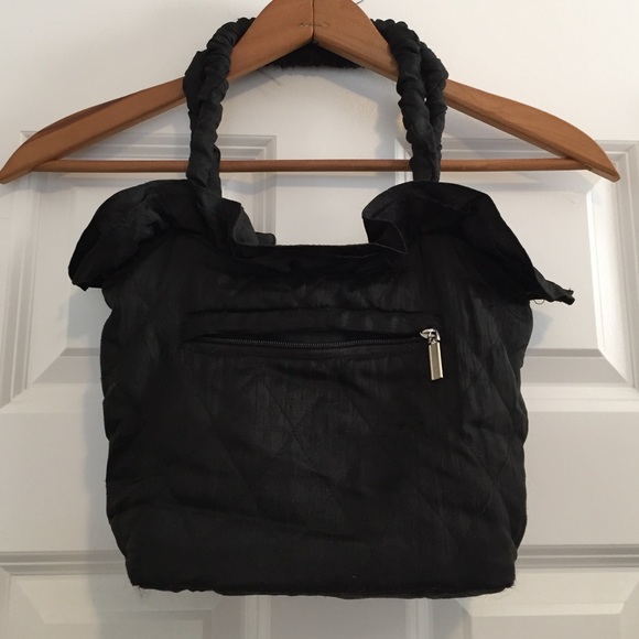 Black Ruffle Flower Bag - Picture 3 of 5