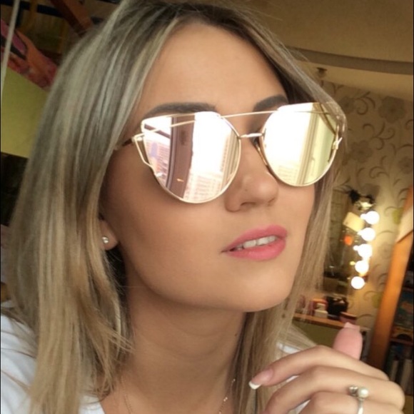 🏆HOST PICK🏆Rose-Pistachio Cross Wire Sunglasses - Picture 3 of 4