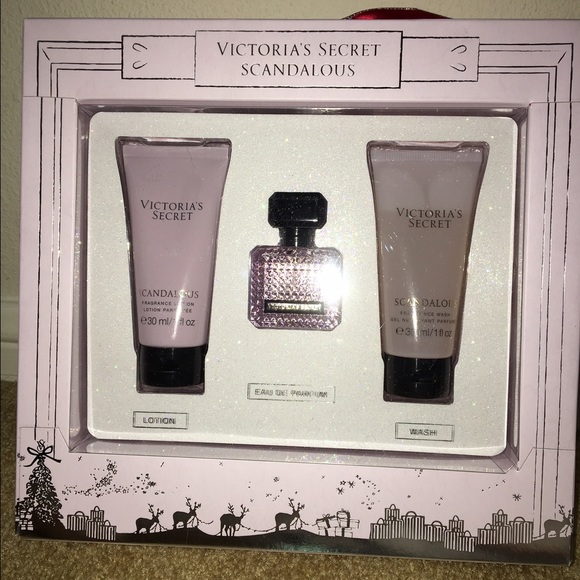Christmas Edition VS scandalous perfume set