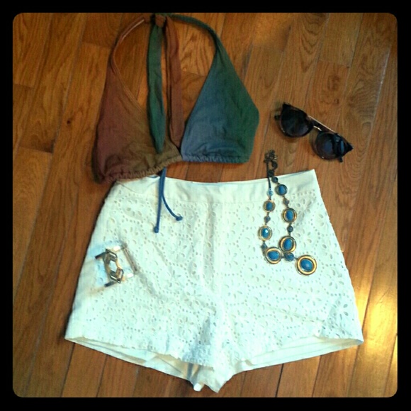 Eyelet shorts