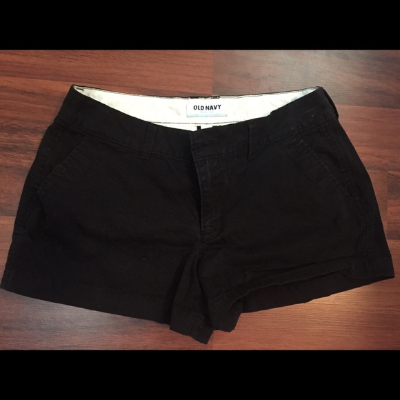 Black size 4 Old Navy chinos shorts