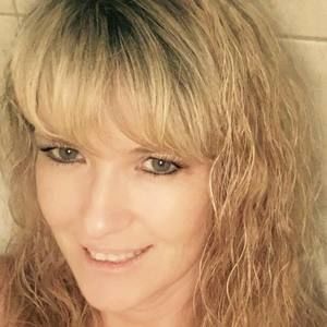 Meet your Posher, Candice