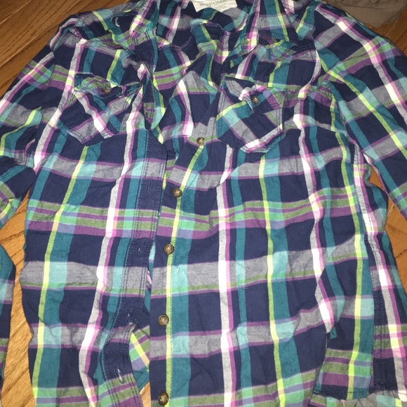 Button down stripped causal top - Picture 1 of 2