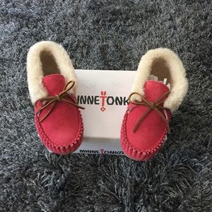 💘🎉Host Pick🎉💘 Little Girls Minnetonka bootie