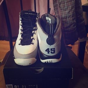 Jordan 9s