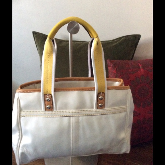 Coach purse - Picture 2 of 4