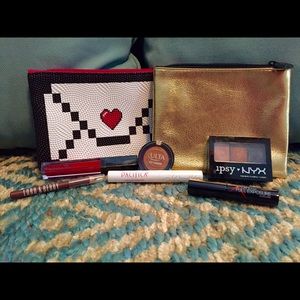 Ipsy/ Ulta makeup! Eyes and lips! 2 makeup bags.