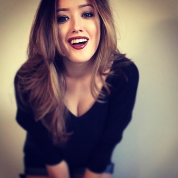 Meet your Posher, Kristen - Picture 1 of 1