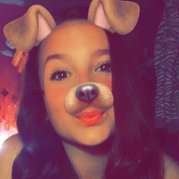 Meet your Posher, Ava - Picture 1 of 1