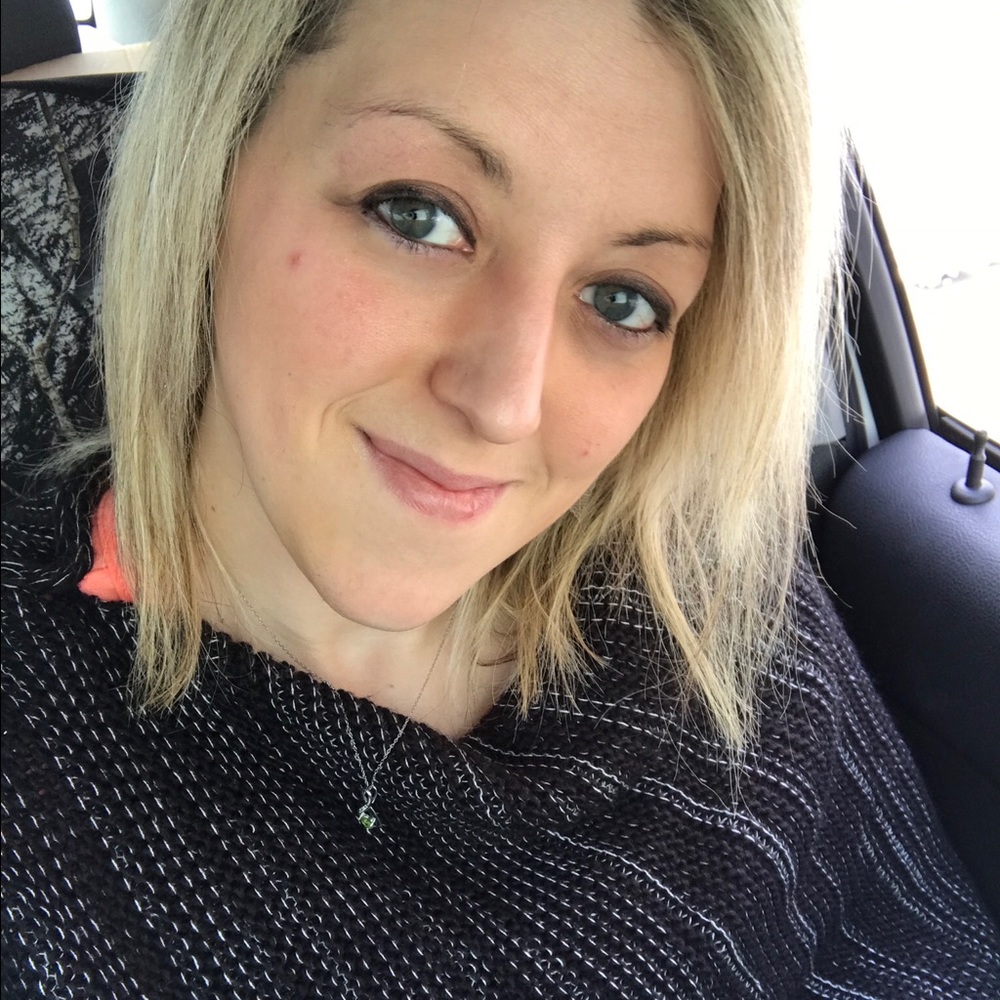 Meet your Posher, Mallory