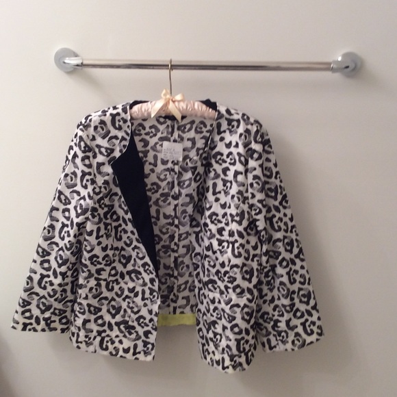 Blazer - Picture 1 of 3