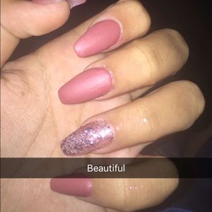 Meet your Posher, Ashley