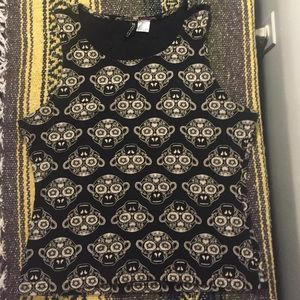 H&M sleeveless crop top with monkey print