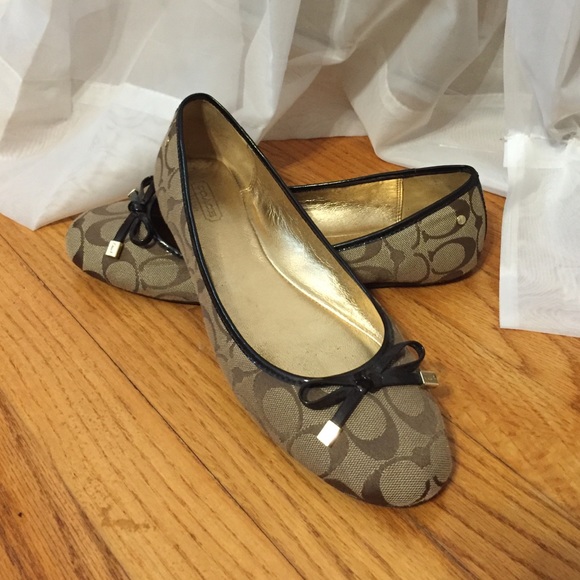 Coach Flats Size 10