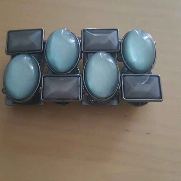 Adorable necklace and bracelet/bangle set!! - Picture 4 of 4