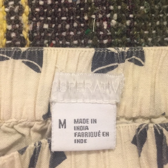 Cooperative (Urban Outfitters) mini with pockets
