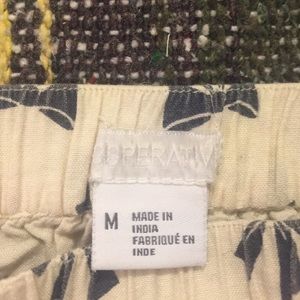 Cooperative (Urban Outfitters) mini with pockets