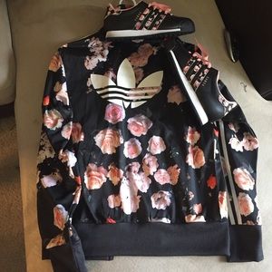 Addidas jacket and matching Samoa sneakers