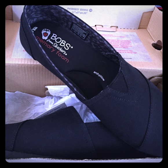 Black BOBS by Skechers slip on canvas shoes sz 8.5