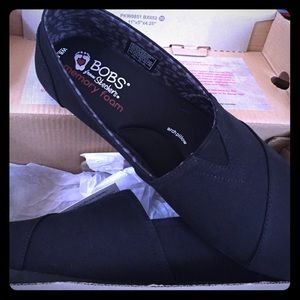 Black BOBS by Skechers slip on canvas shoes sz 8.5
