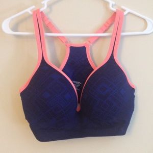 Danskin sports bra