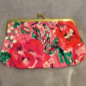 Lilly Pulitzer clutch
