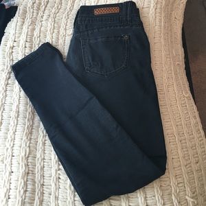 Jolt low rise stretch black skinny jean