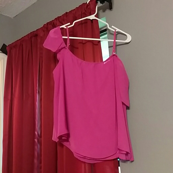 Off the shoulder tank top