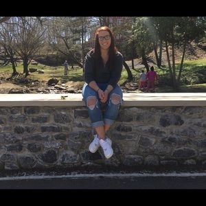 Meet your Posher, Melinda