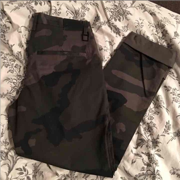 Empyre Camo Pants !