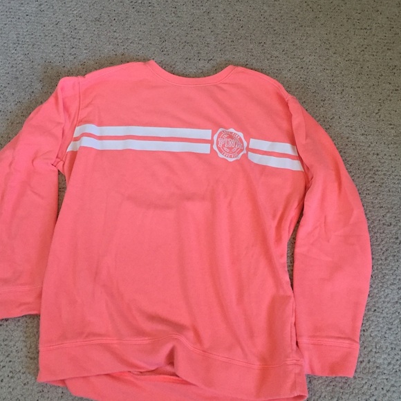 NWOT VS Crewneck