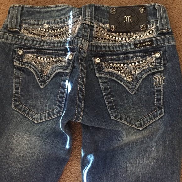 Miss me capris, like new! 26