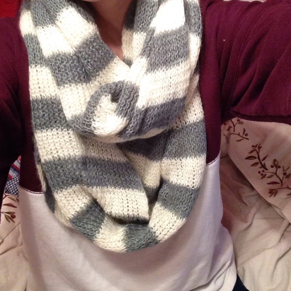 Oversized Infinity Scarf