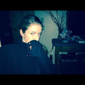 Meet your Posher, Adriana