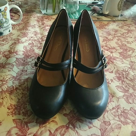Vintage style heel's