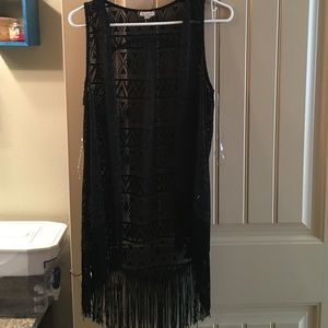 Black lace patterned vest/coverup