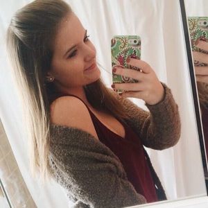 Meet your Posher, Mackenzie