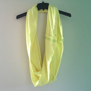 NWOT Lululemon Yellow Vinyasa Scarf